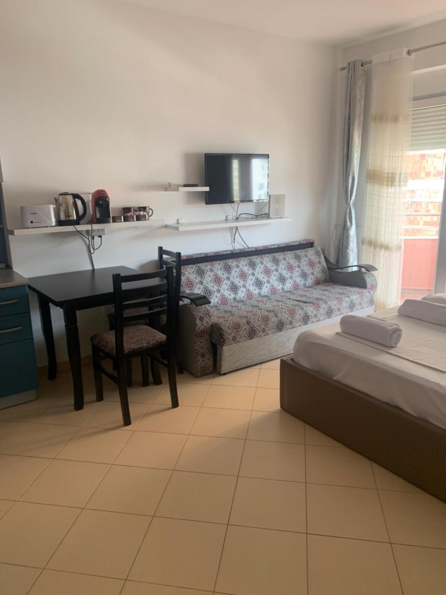 Beton Vlora B Studio Екстериор снимка
